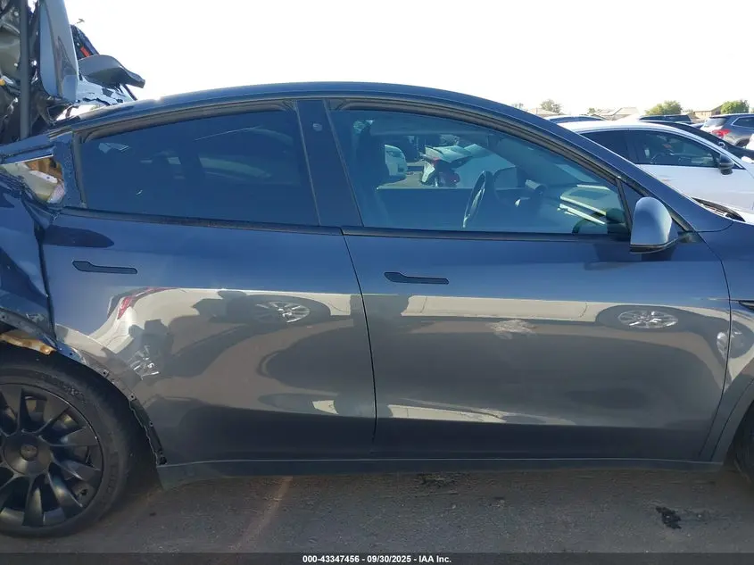 2020 TESLA MODEL Y LONG RANGE DUAL MOTOR ALL-WHEEL DRIVE