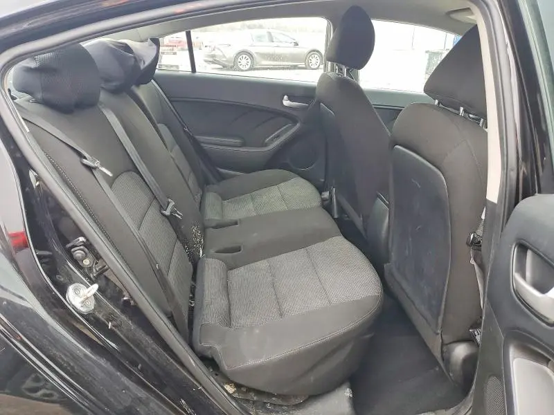 2018 KIA FORTE LX  