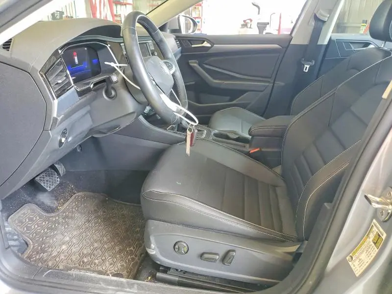 2022 VOLKSWAGEN JETTA SE  