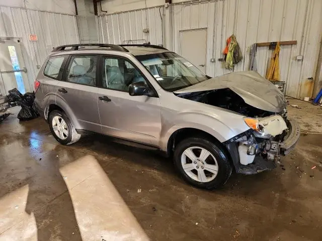 2010 SUBARU FORESTER XS  
