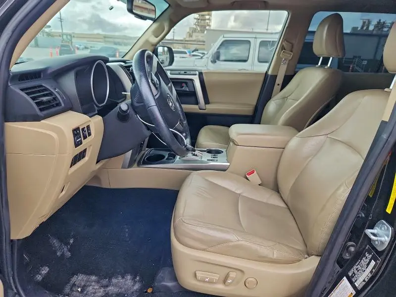 2011 TOYOTA 4RUNNER SR5  