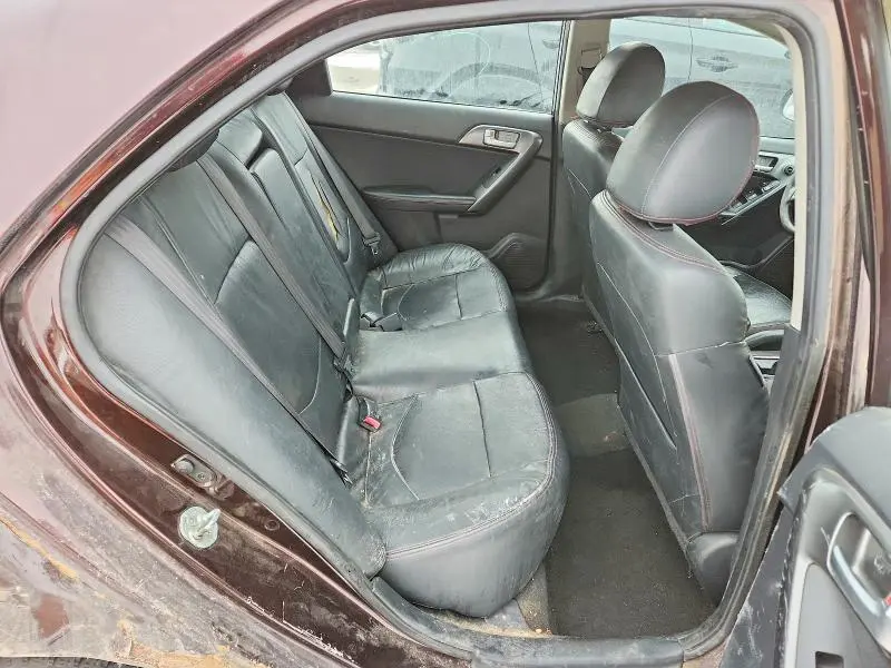2011 KIA FORTE SX  