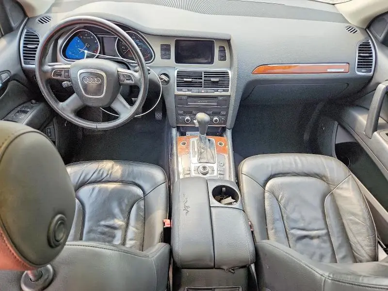 2010 AUDI Q7 PREMIUM PLUS  