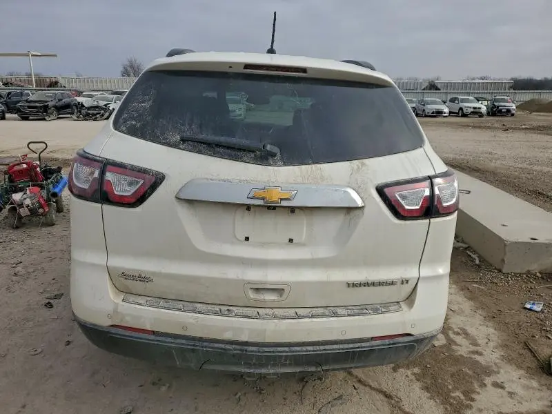 2014 CHEVROLET TRAVERSE LT  