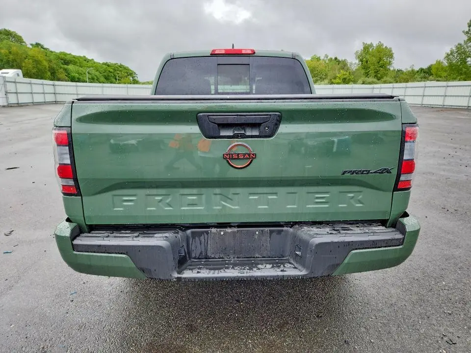 2024 NISSAN FRONTIER PRO-4X  