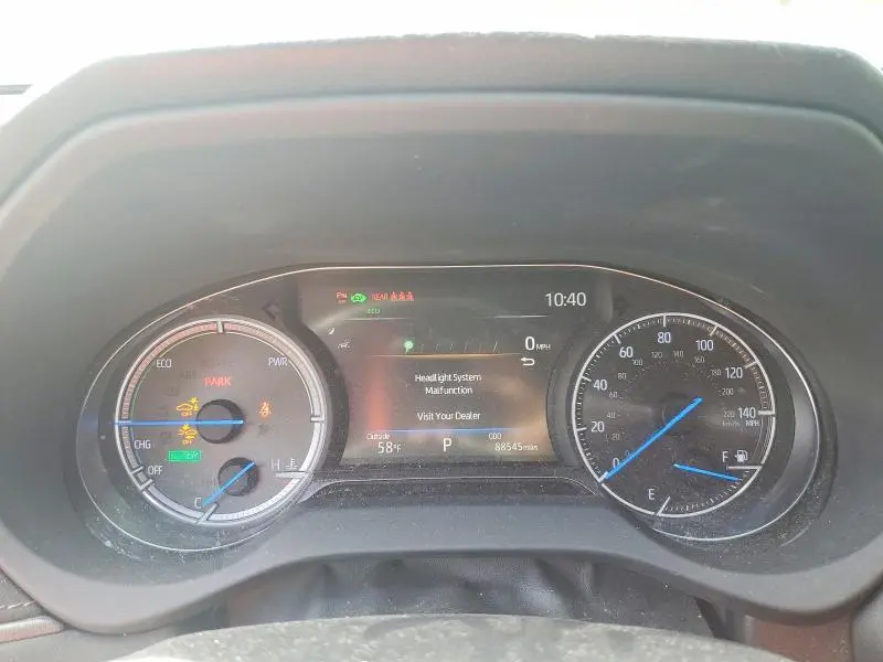 2021 TOYOTA VENZA XLE  