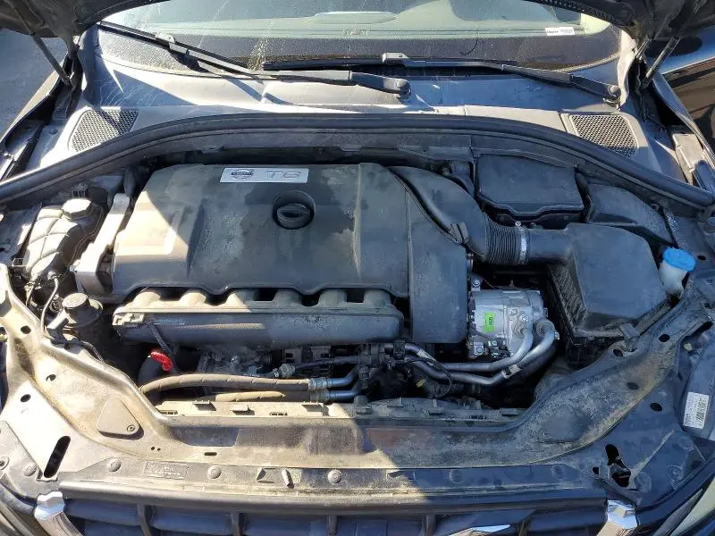 2013 VOLVO XC60 T6  