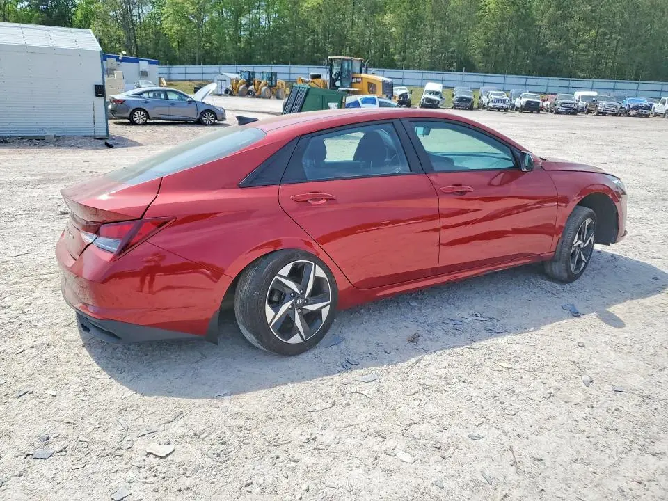 2023 HYUNDAI ELANTRA SEL  