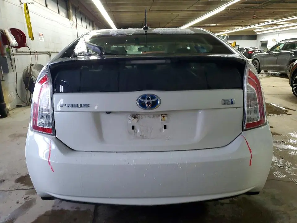 2012 TOYOTA PRIUS THREE  