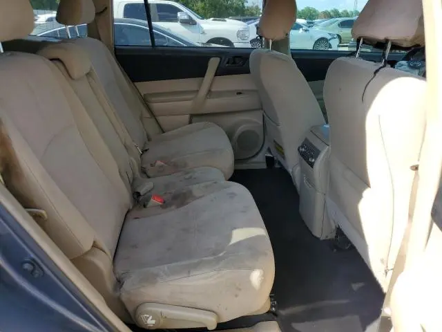2013 TOYOTA HIGHLANDER BASE  