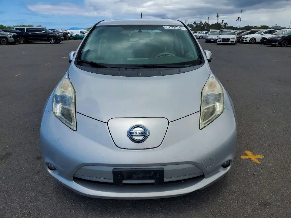 2014 NISSAN LEAF SV  