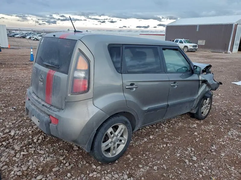 2011 KIA SOUL +  