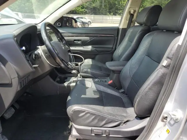 2016 MITSUBISHI OUTLANDER SE  