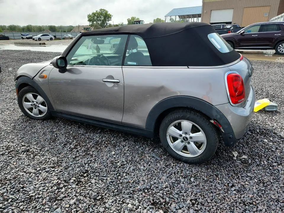 2019 MINI COOPER   