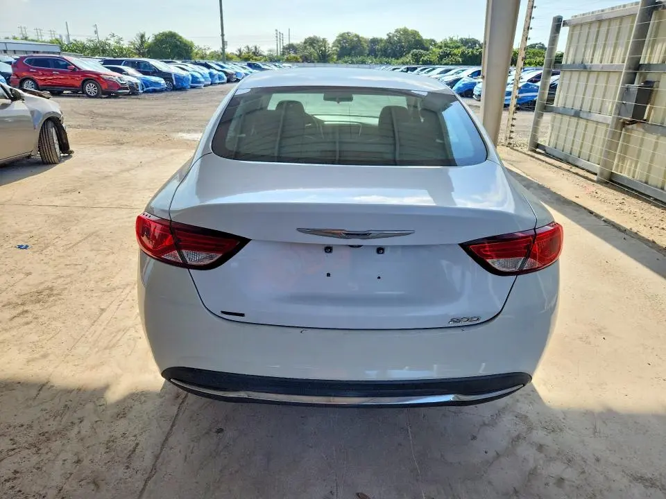 2015 CHRYSLER 200 LIMITED  