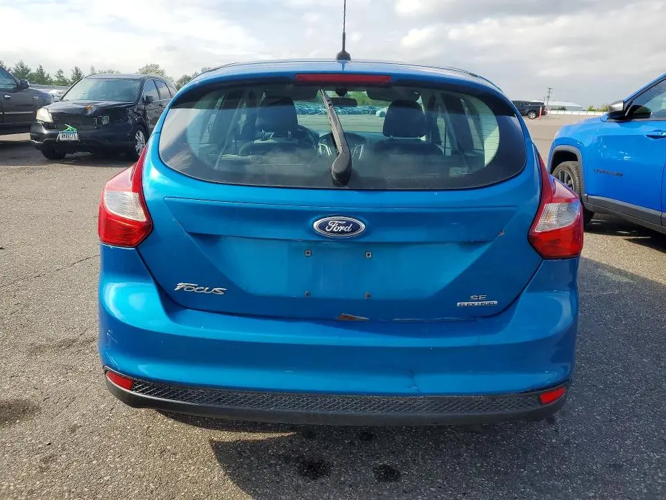 2014 FORD FOCUS SE  