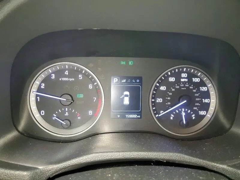 2016 HYUNDAI TUCSON SE  