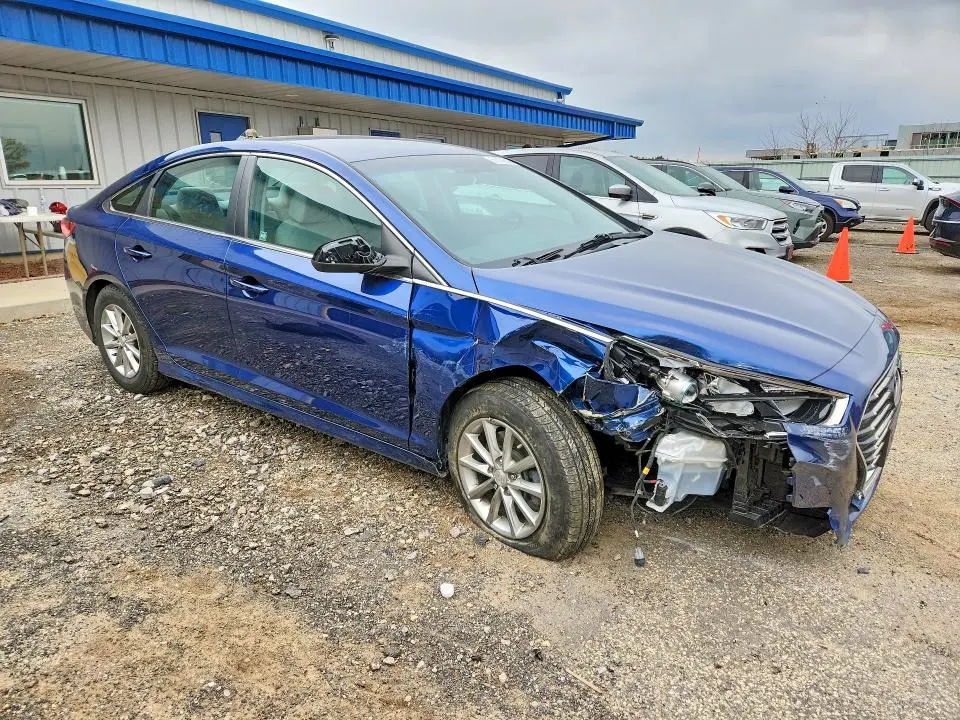2019 HYUNDAI SONATA SE  
