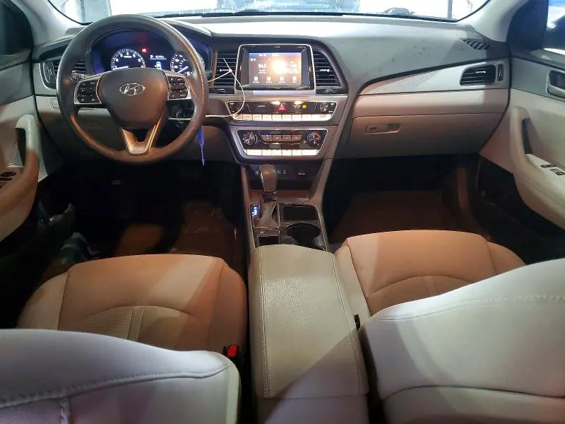 2018 HYUNDAI SONATA SE  