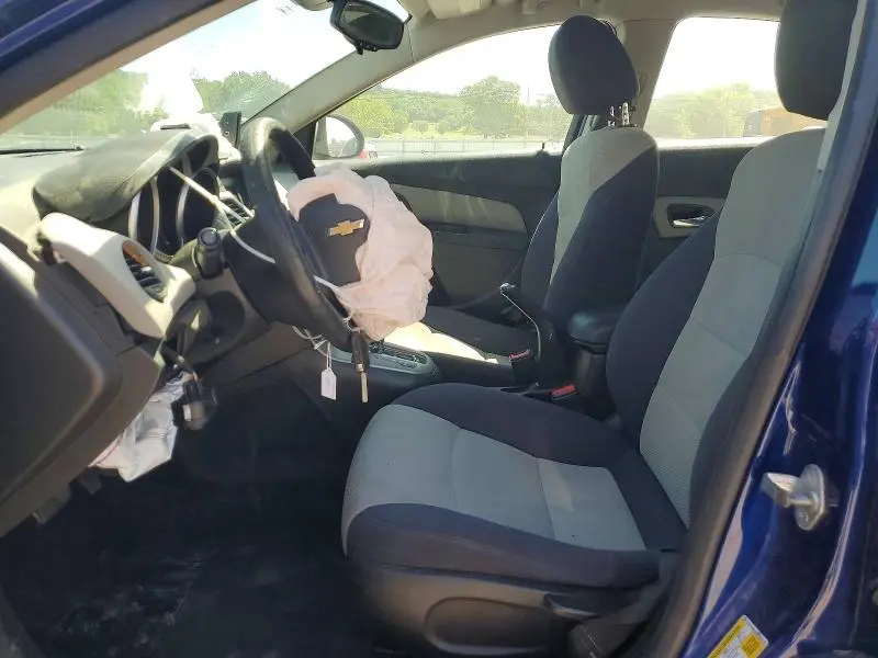 2013 CHEVROLET CRUZE LS  