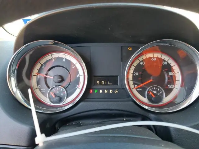 2014 DODGE GRAND CARAVAN SE  