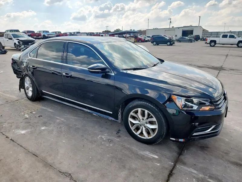 2016 VOLKSWAGEN PASSAT S  