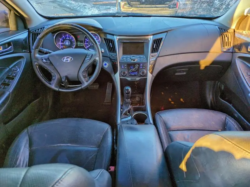 2011 HYUNDAI SONATA SE  