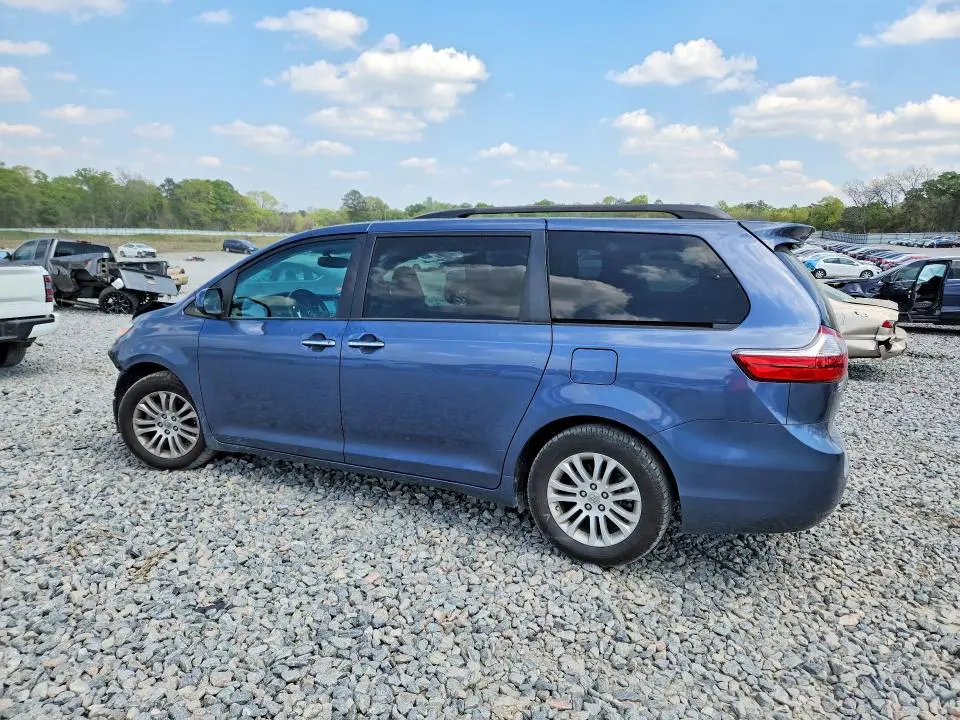 2015 TOYOTA SIENNA XLE 8-PASSENGER  