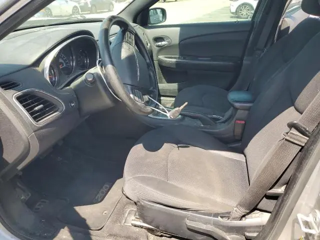 2013 CHRYSLER 200 LX  