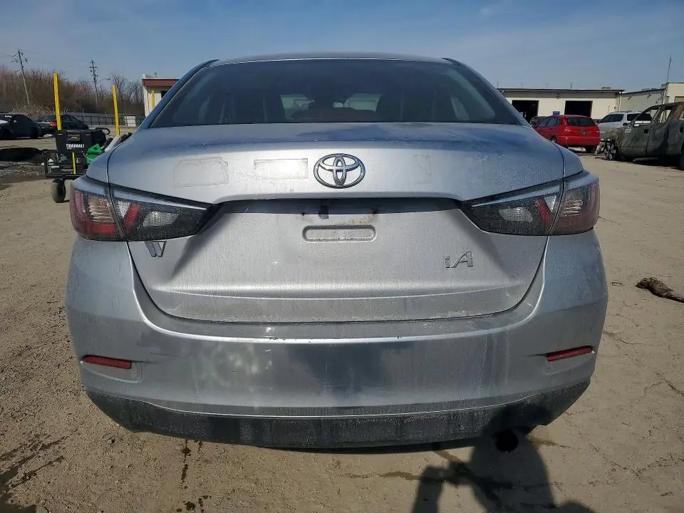 2017 TOYOTA YARIS IA   