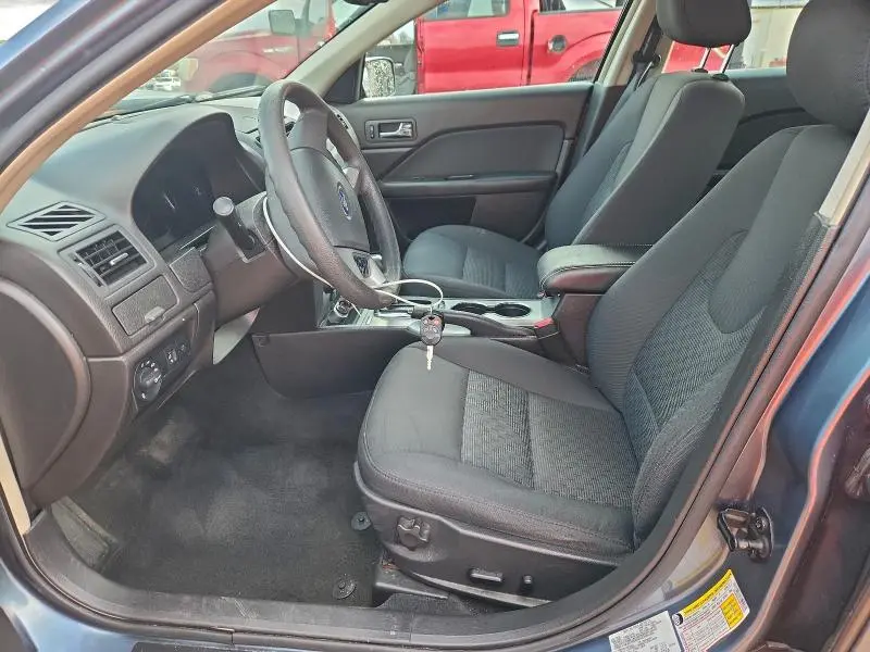 2011 FORD FUSION SE  