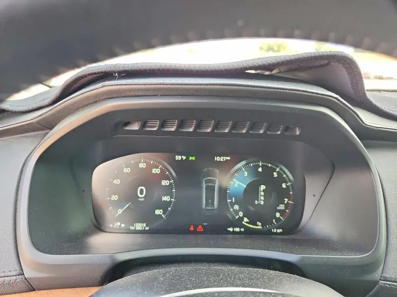 2016 VOLVO XC90 T6  