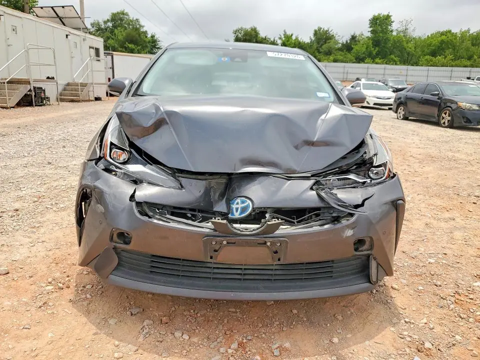 2019 TOYOTA PRIUS LIMITED  
