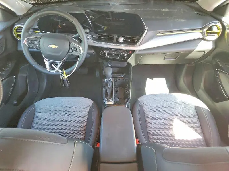 2025 CHEVROLET TRAX 1LT  
