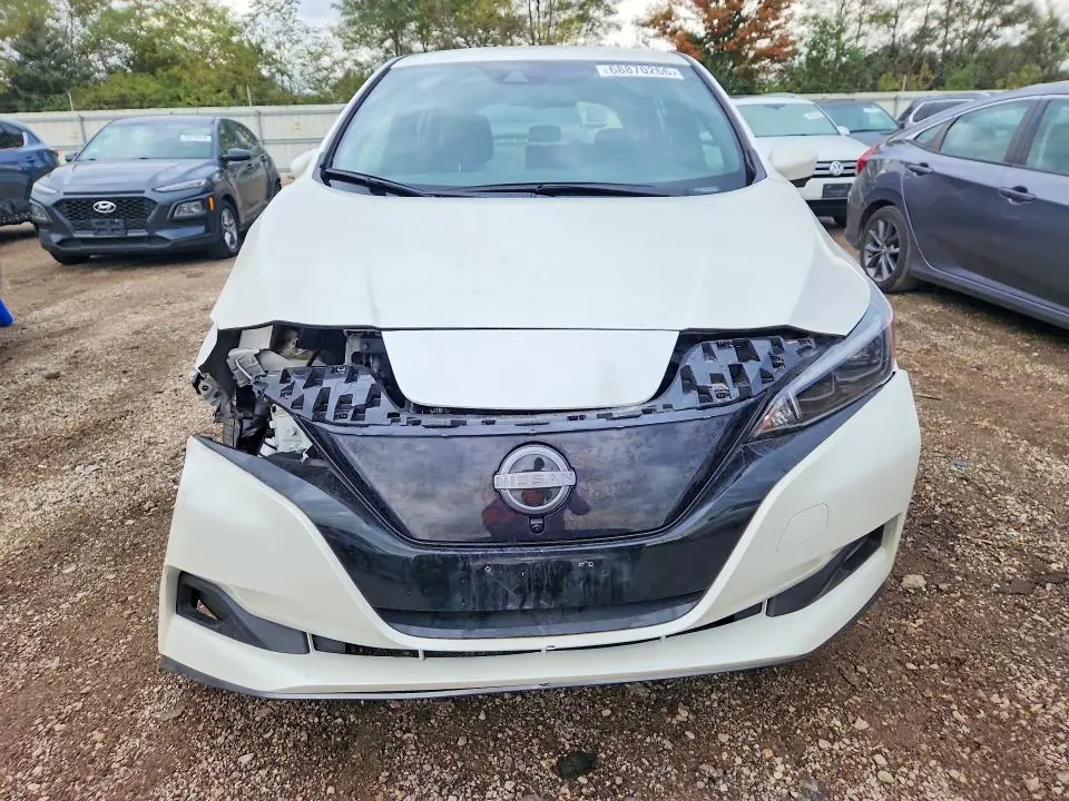 2023 NISSAN LEAF SV PLUS  