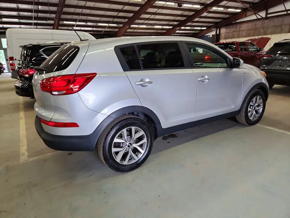2016 KIA SPORTAGE LX  