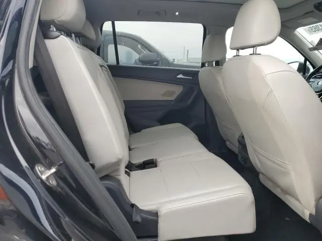 2020 VOLKSWAGEN TIGUAN SE  