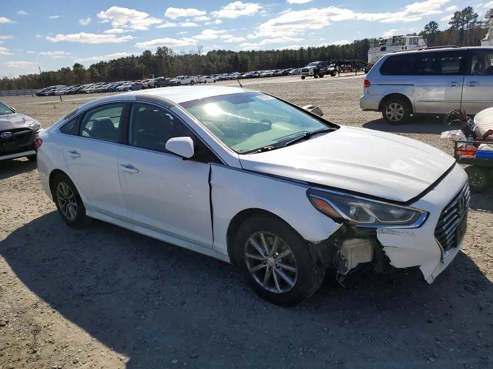 2018 HYUNDAI SONATA SE  