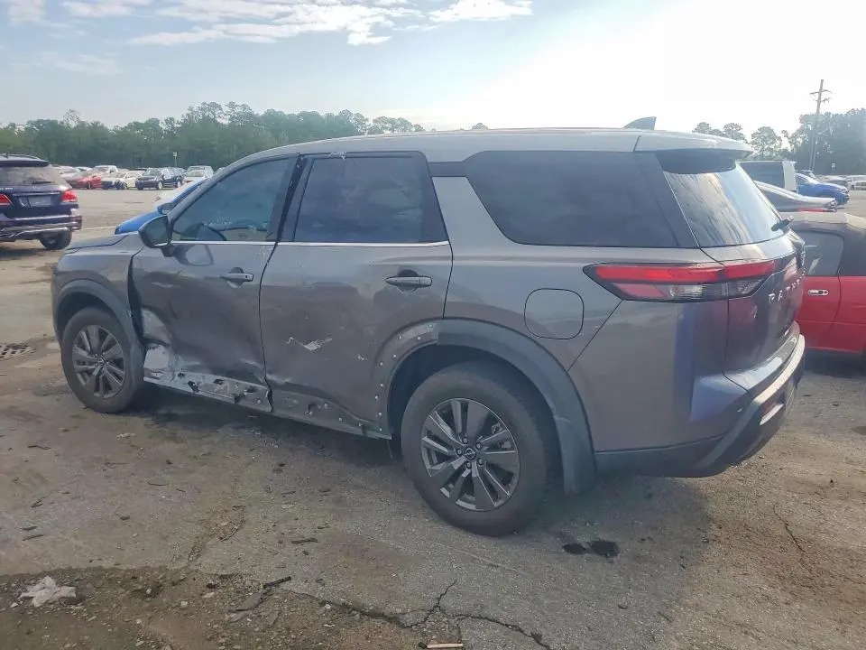 2024 NISSAN PATHFINDER S  