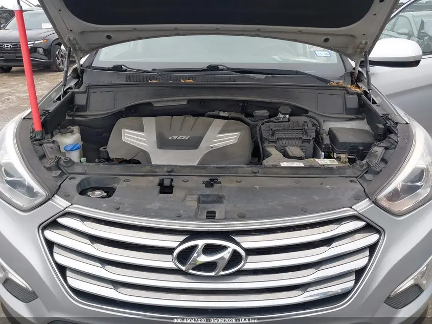 2016 HYUNDAI SANTA FE SE