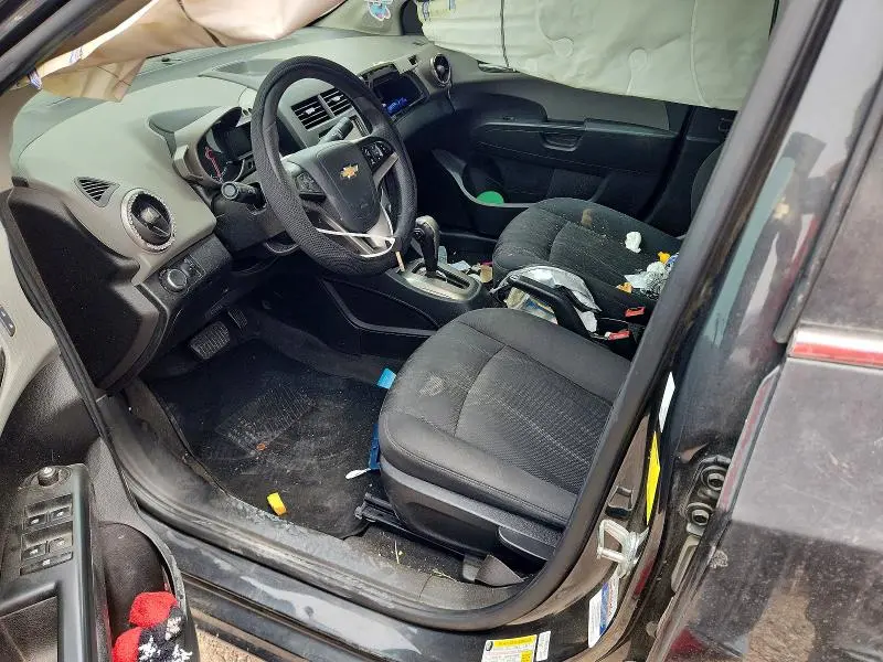 2016 CHEVROLET SONIC LT  