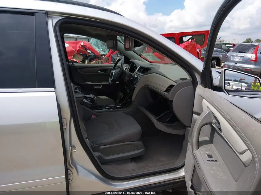 2015 CHEVROLET TRAVERSE 2LT