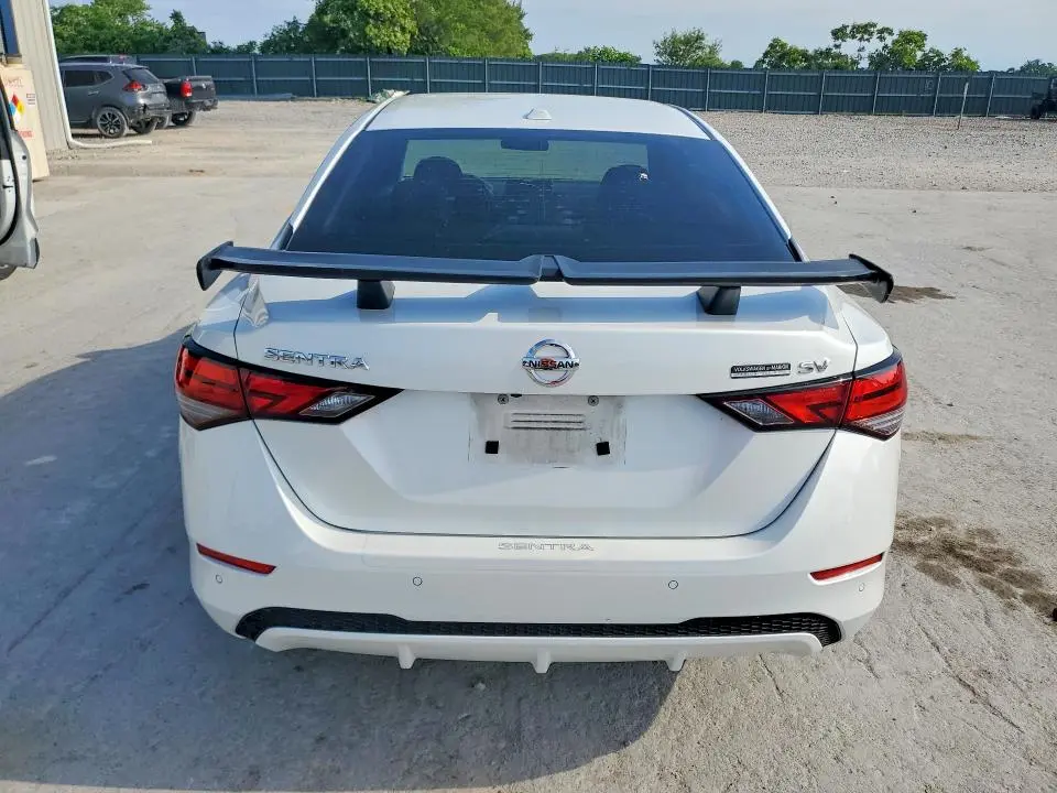 2020 NISSAN SENTRA SV  
