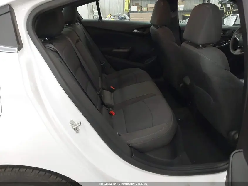 2017 CHEVROLET CRUZE LT AUTO