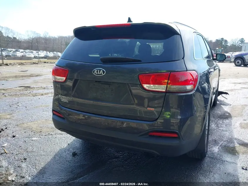 2017 KIA SORENTO 2.4L LX