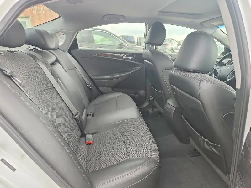 2014 HYUNDAI SONATA SE  