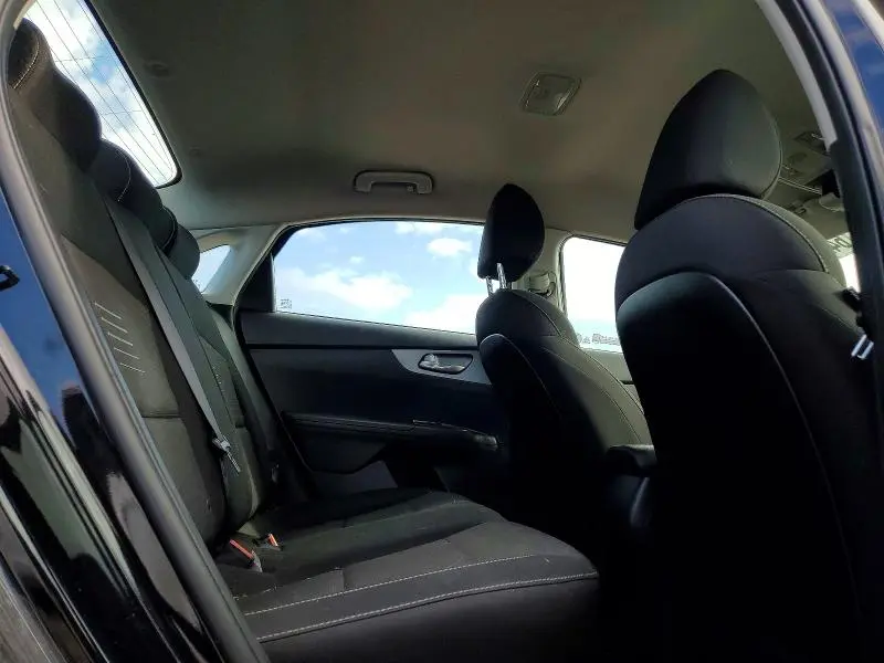 2021 KIA FORTE FE  