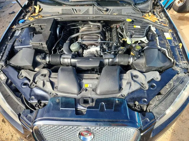 2012 JAGUAR XF PORTFOLIO  