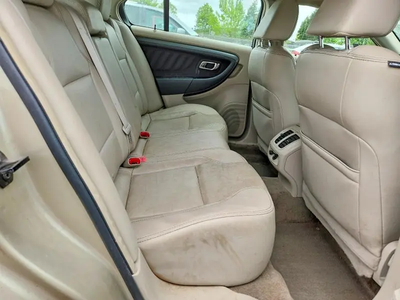 2011 FORD TAURUS SEL  