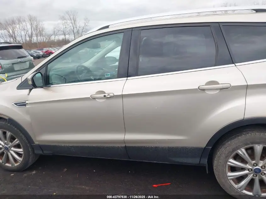 2017 FORD ESCAPE TITANIUM